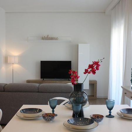 Strettomare-Business & Travel Apartment Reggio di Calabria Exterior foto