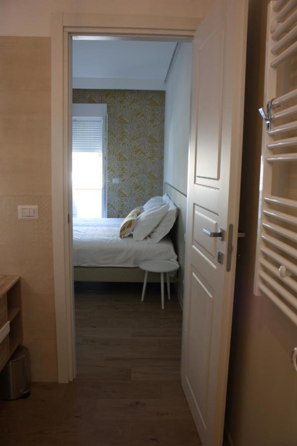 Strettomare-Business & Travel Apartment Reggio di Calabria Exterior foto